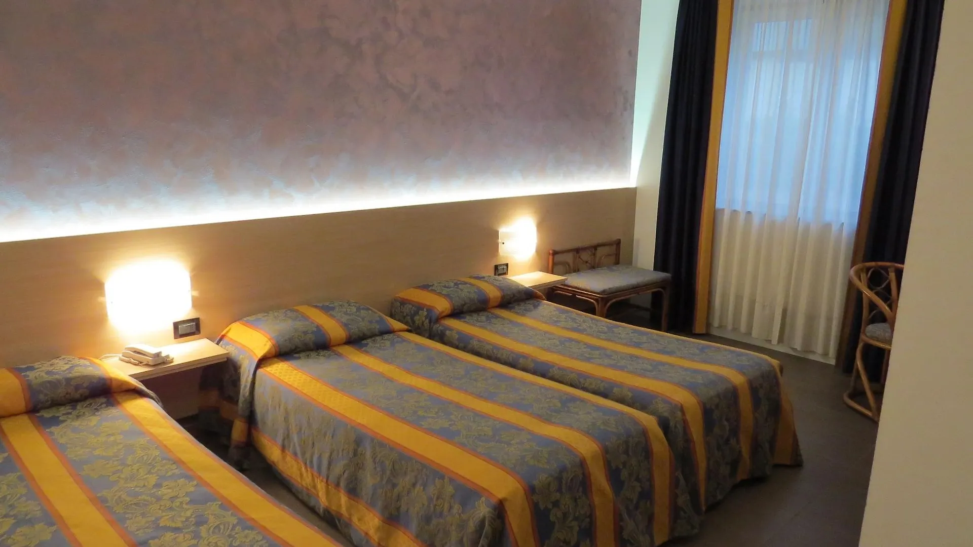 ***  קוארטו ד'אלטינו Hotel Ambra איטליה