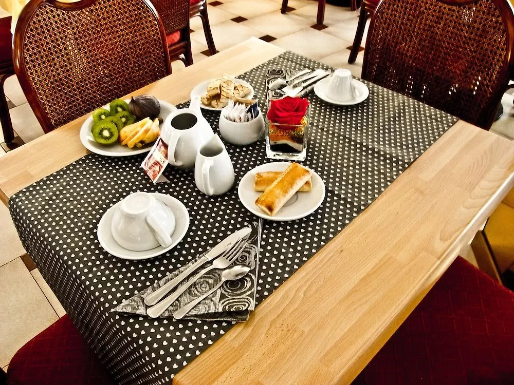 קוארטו ד'אלטינו Hotel Ambra