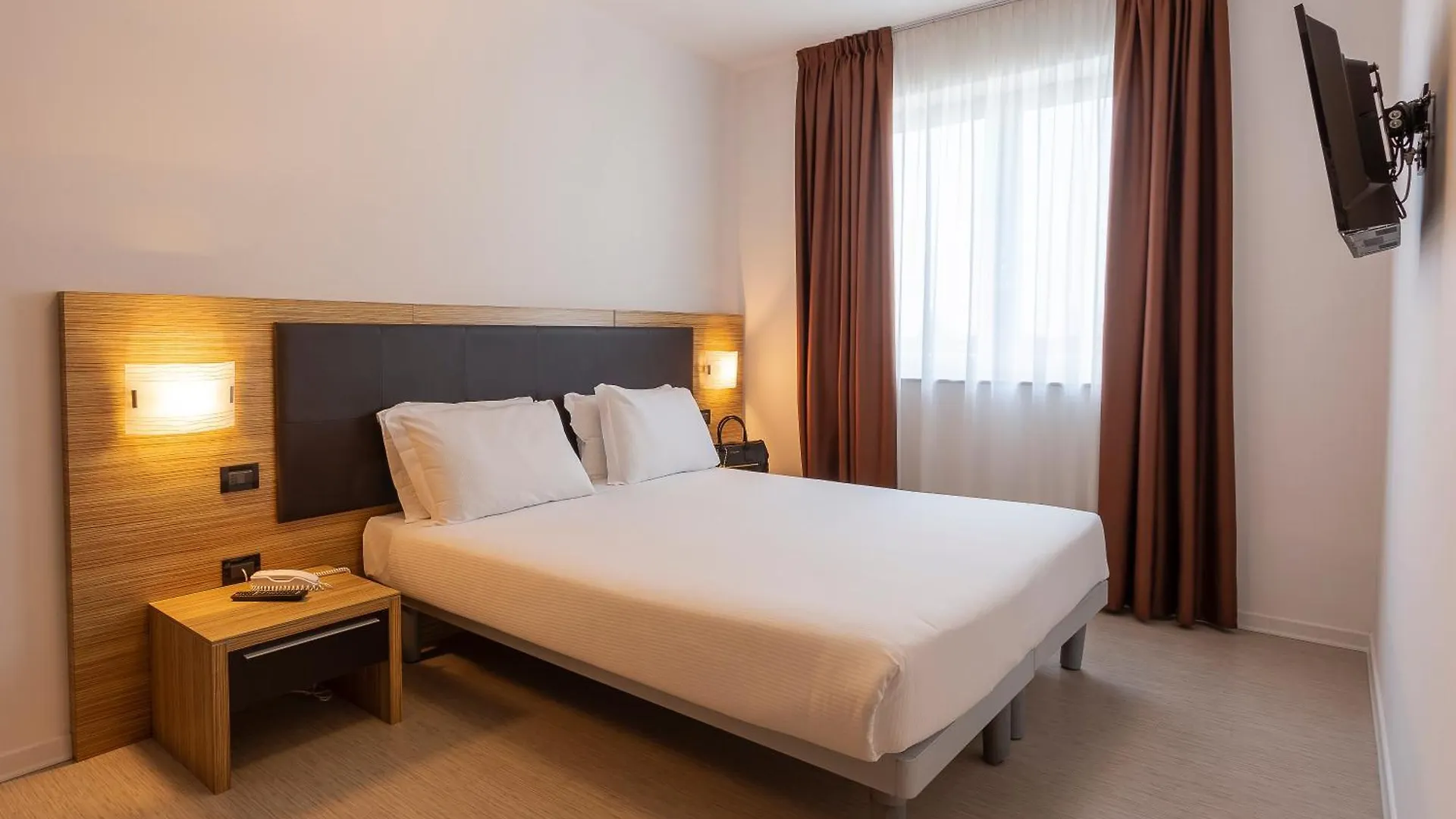 Hotel Ambra Quarto dʼAltino Ιταλία